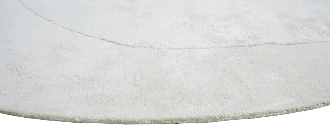 Unique Kidney Shaped Rug