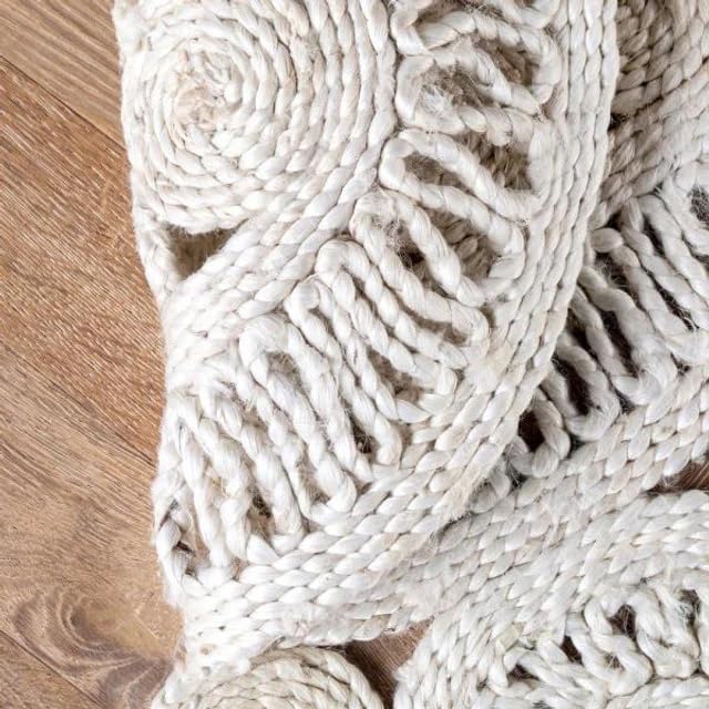 White Round Braided Farmhouse Jute Rug