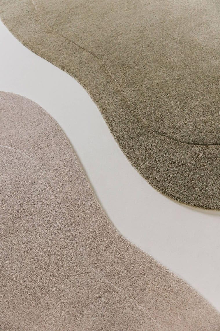 Unique Kidney Shaped Rug