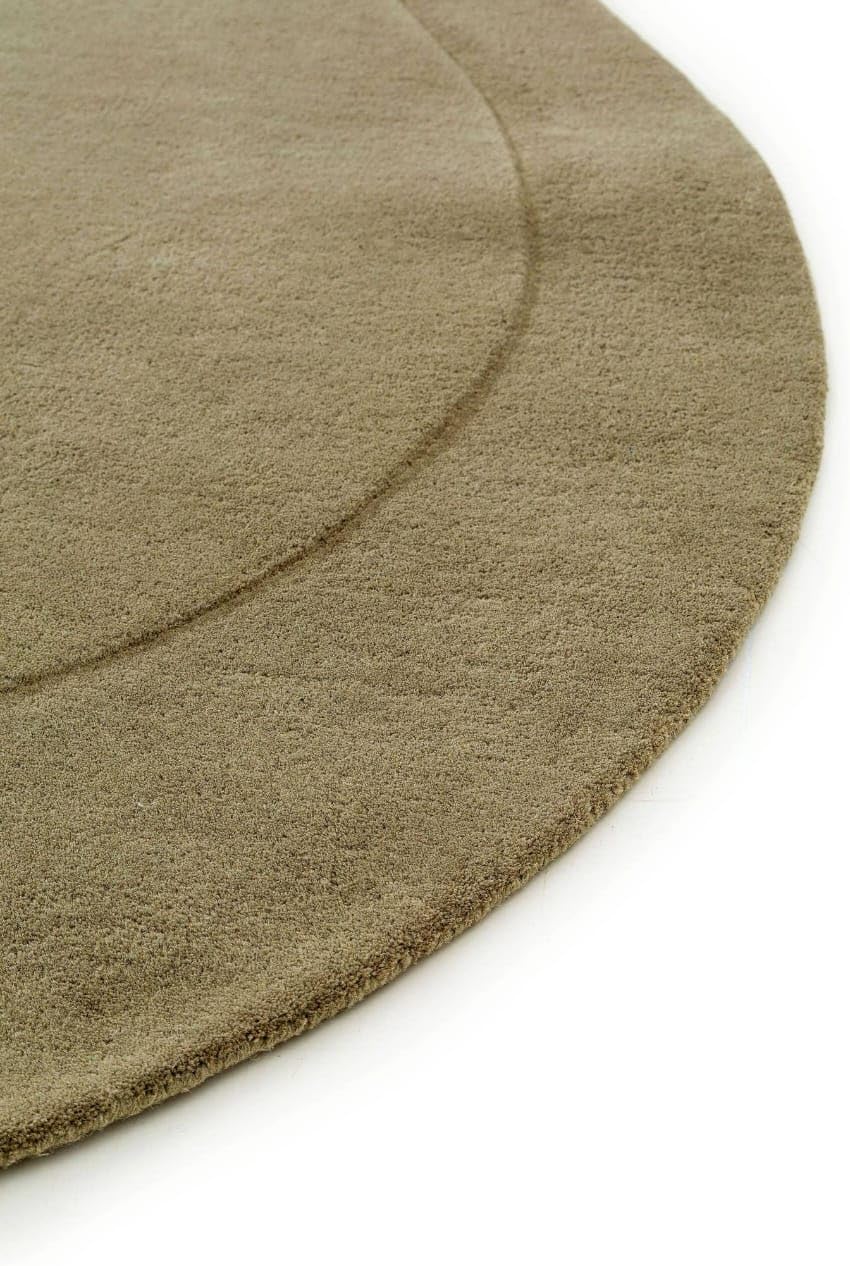 Unique Kidney Shaped Rug