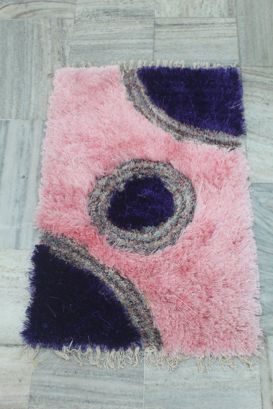 MULTICOLOR SHAGGY RUG WITH PURPLE CIRCULAR SPOT IN MIDDLE